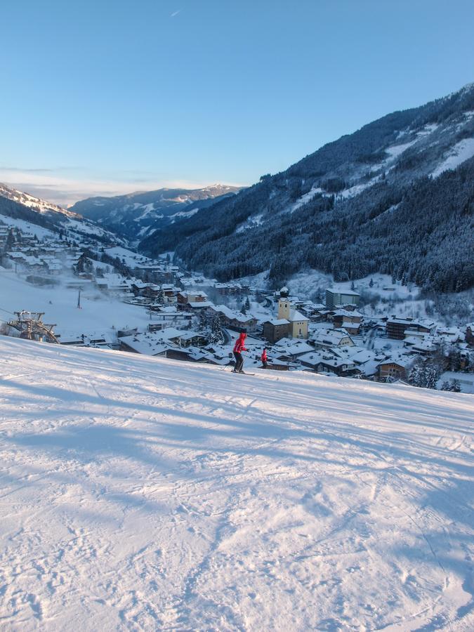 Saalbach Apartments Landhaus Bernkogel - Ski In Ski Out Exterior foto